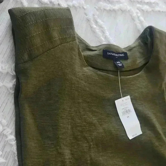 BANANA REPUBLIC SLUB TRAPUNTO T-SHIRT - Picture 6 of 6